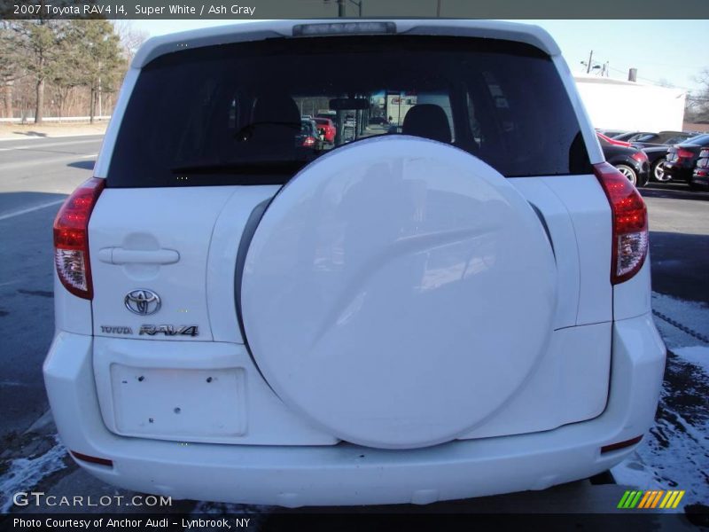 Super White / Ash Gray 2007 Toyota RAV4 I4