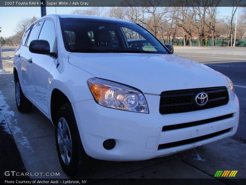 Super White / Ash Gray 2007 Toyota RAV4 I4