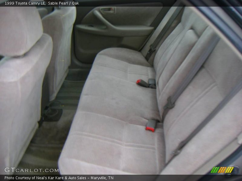 Sable Pearl / Oak 1999 Toyota Camry LE