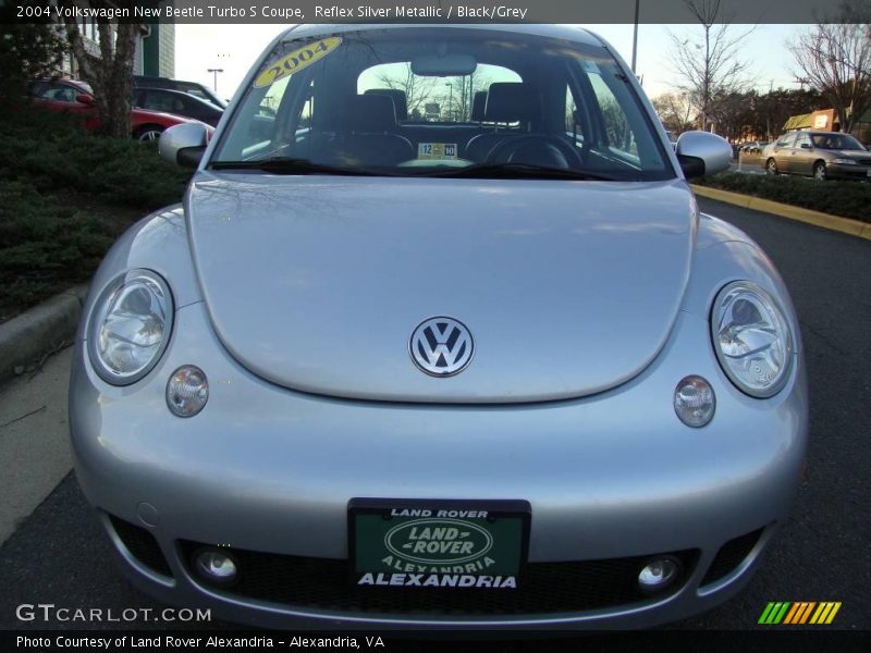 Reflex Silver Metallic / Black/Grey 2004 Volkswagen New Beetle Turbo S Coupe