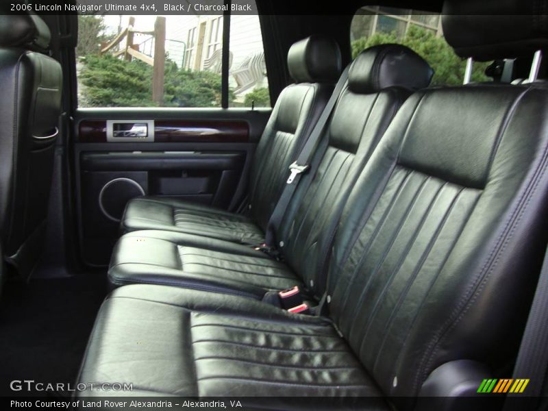 Black / Charcoal Black 2006 Lincoln Navigator Ultimate 4x4