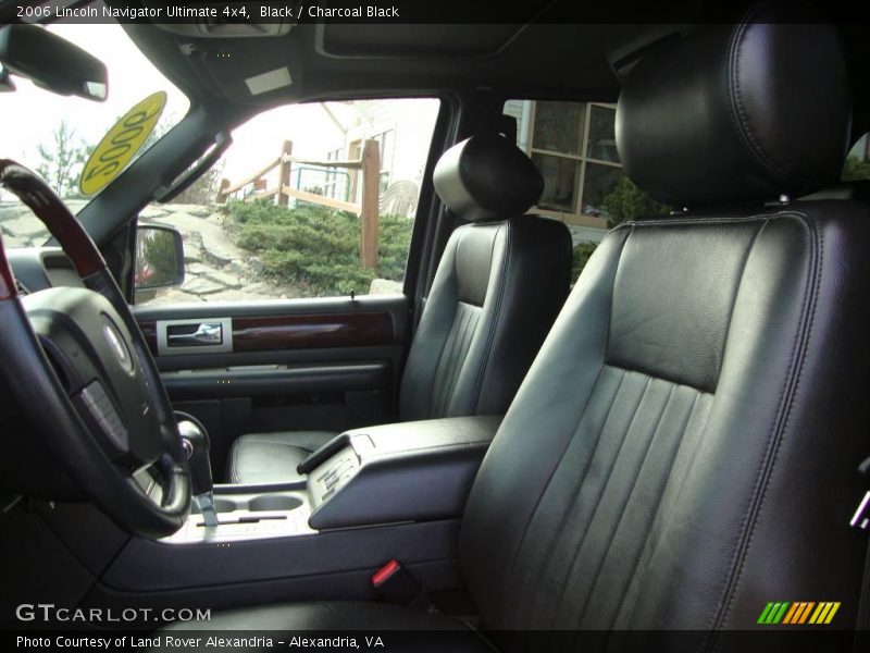 Black / Charcoal Black 2006 Lincoln Navigator Ultimate 4x4