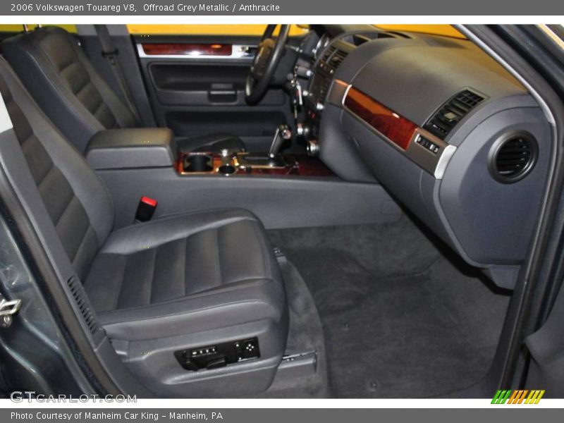 Offroad Grey Metallic / Anthracite 2006 Volkswagen Touareg V8