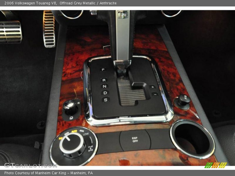 Offroad Grey Metallic / Anthracite 2006 Volkswagen Touareg V8