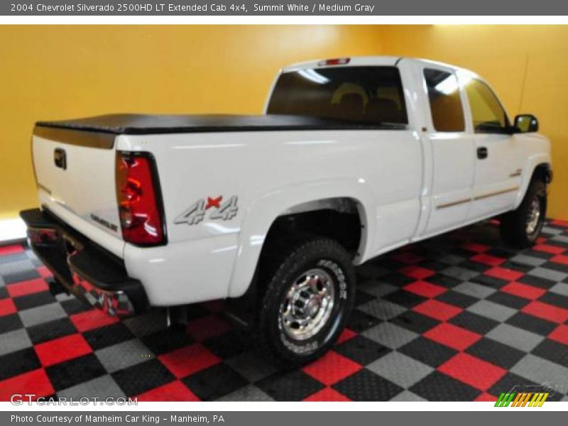 Summit White / Medium Gray 2004 Chevrolet Silverado 2500HD LT Extended Cab 4x4