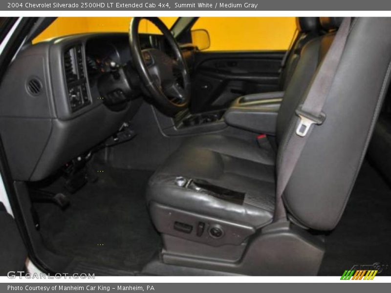 Summit White / Medium Gray 2004 Chevrolet Silverado 2500HD LT Extended Cab 4x4