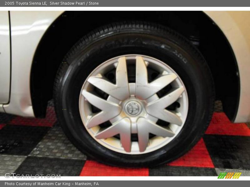 Silver Shadow Pearl / Stone 2005 Toyota Sienna LE