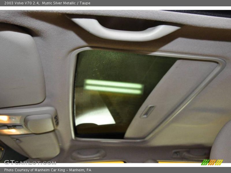 Mystic Silver Metallic / Taupe 2003 Volvo V70 2.4
