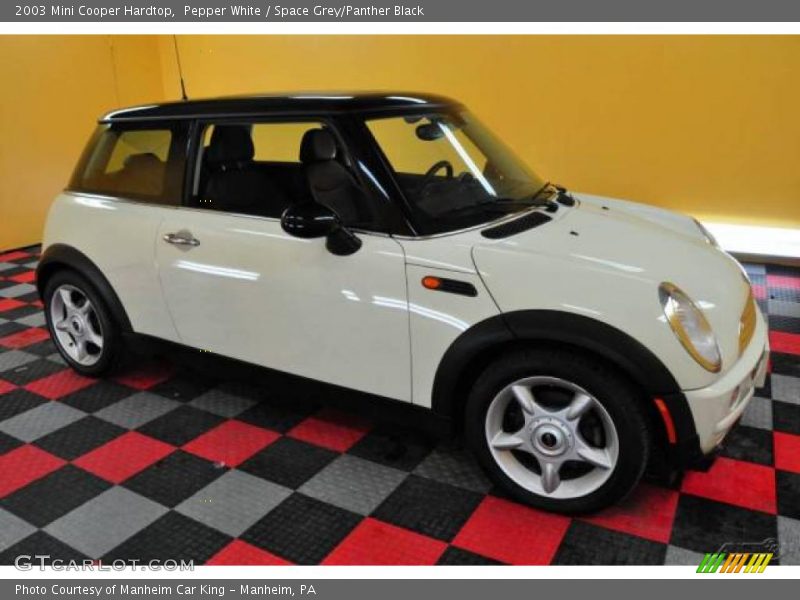 Pepper White / Space Grey/Panther Black 2003 Mini Cooper Hardtop