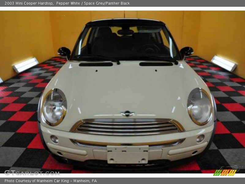 Pepper White / Space Grey/Panther Black 2003 Mini Cooper Hardtop