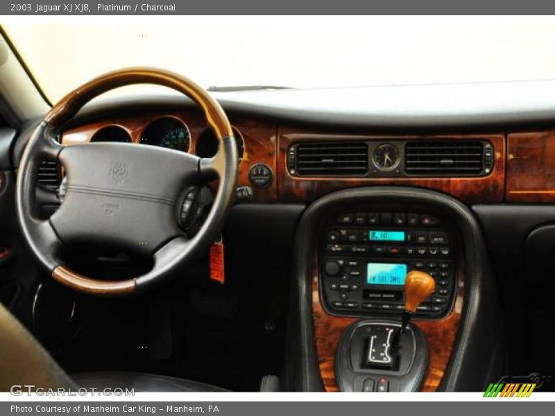 Platinum / Charcoal 2003 Jaguar XJ XJ8