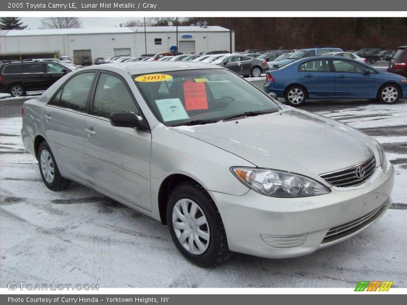 Lunar Mist Metallic / Gray 2005 Toyota Camry LE