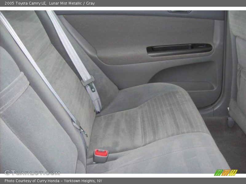 Lunar Mist Metallic / Gray 2005 Toyota Camry LE