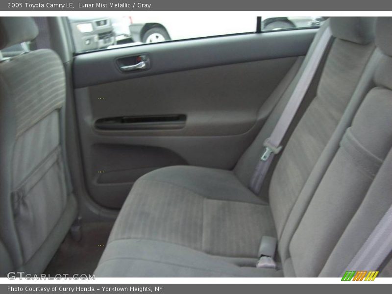 Lunar Mist Metallic / Gray 2005 Toyota Camry LE