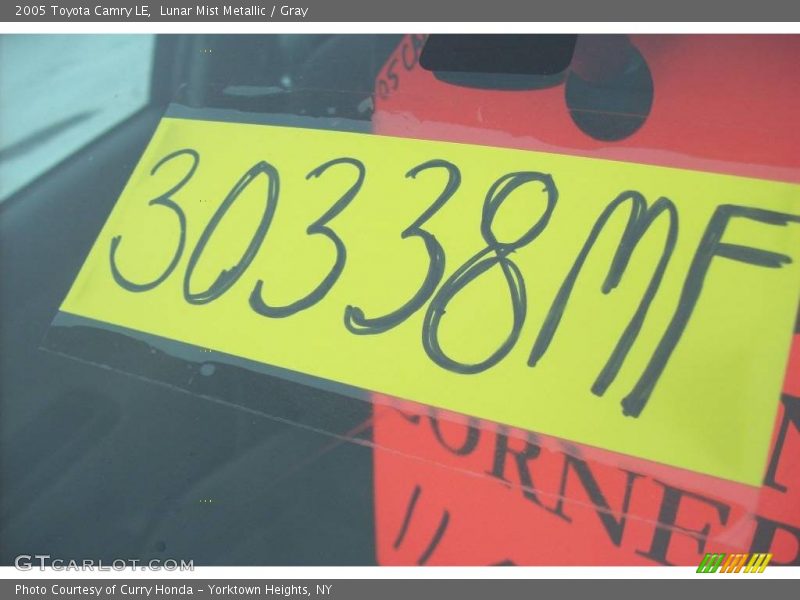 Lunar Mist Metallic / Gray 2005 Toyota Camry LE
