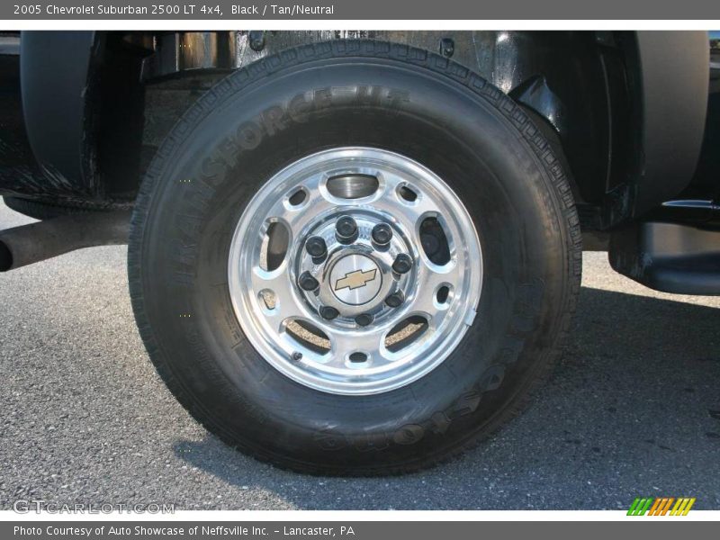 Black / Tan/Neutral 2005 Chevrolet Suburban 2500 LT 4x4
