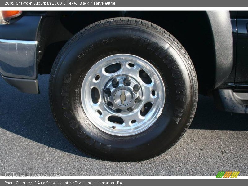 Black / Tan/Neutral 2005 Chevrolet Suburban 2500 LT 4x4