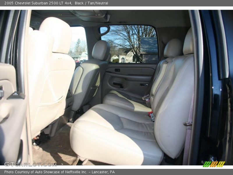 Black / Tan/Neutral 2005 Chevrolet Suburban 2500 LT 4x4