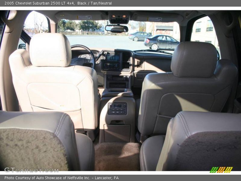 Black / Tan/Neutral 2005 Chevrolet Suburban 2500 LT 4x4