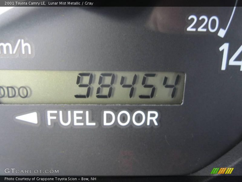 Lunar Mist Metallic / Gray 2001 Toyota Camry LE