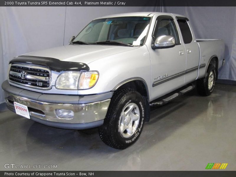 Platinum Metallic / Gray 2000 Toyota Tundra SR5 Extended Cab 4x4