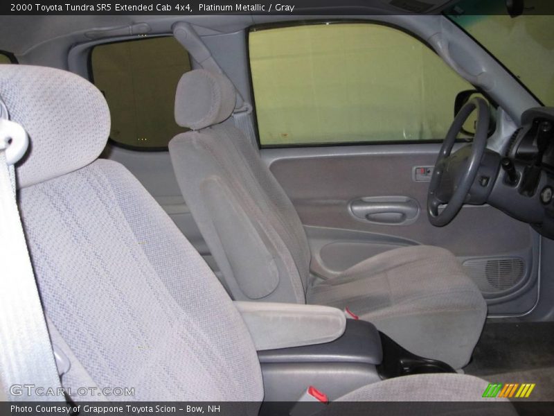Platinum Metallic / Gray 2000 Toyota Tundra SR5 Extended Cab 4x4