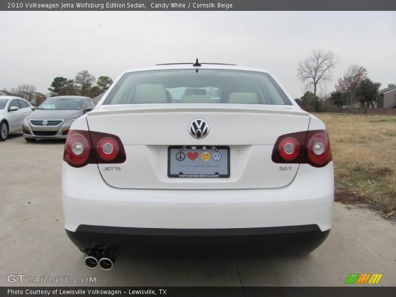 Candy White / Cornsilk Beige 2010 Volkswagen Jetta Wolfsburg Edition Sedan
