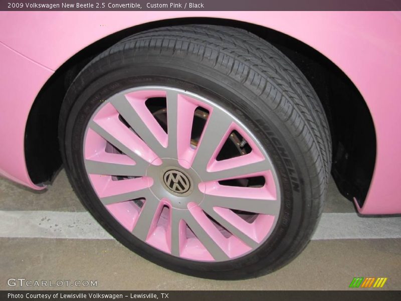 Custom Pink / Black 2009 Volkswagen New Beetle 2.5 Convertible