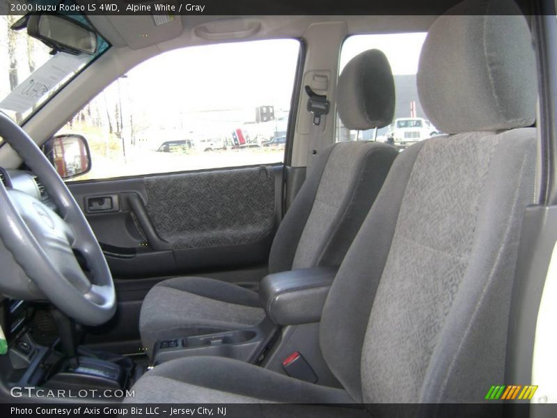 Alpine White / Gray 2000 Isuzu Rodeo LS 4WD