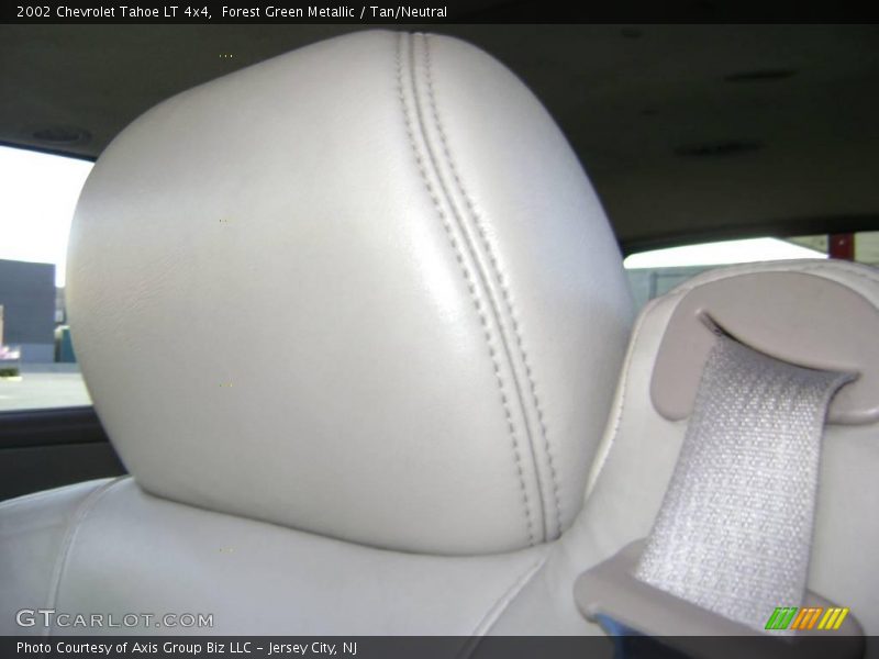 Forest Green Metallic / Tan/Neutral 2002 Chevrolet Tahoe LT 4x4