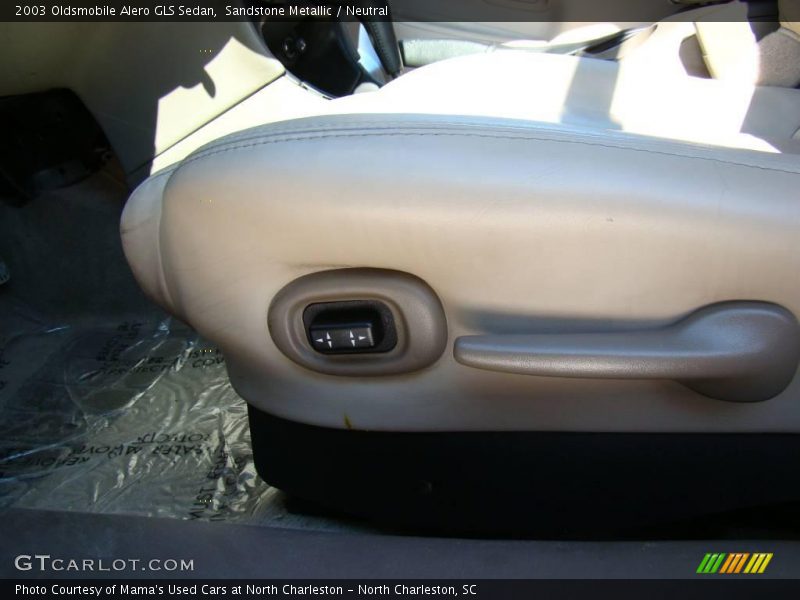 Sandstone Metallic / Neutral 2003 Oldsmobile Alero GLS Sedan