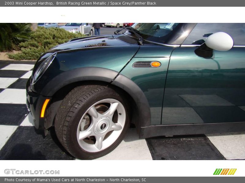 British Racing Green Metallic / Space Grey/Panther Black 2003 Mini Cooper Hardtop