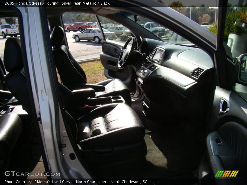 Silver Pearl Metallic / Black 2005 Honda Odyssey Touring