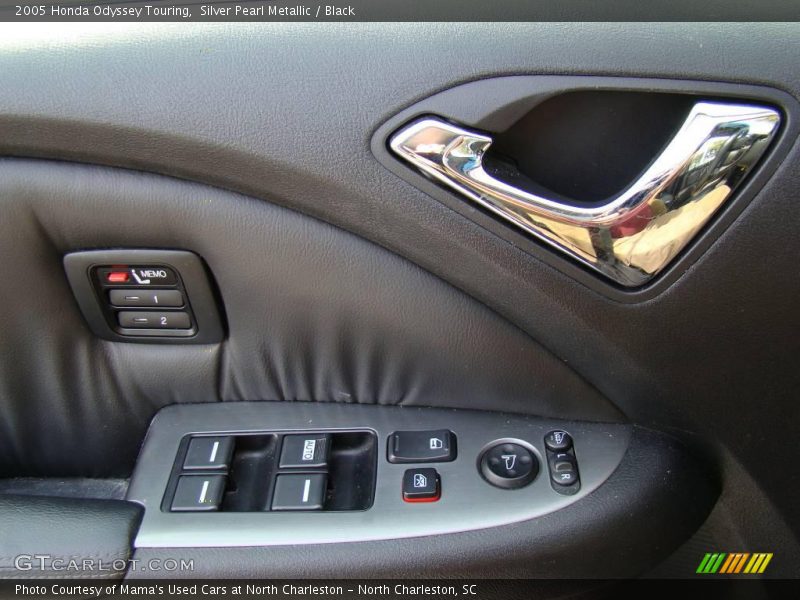 Silver Pearl Metallic / Black 2005 Honda Odyssey Touring