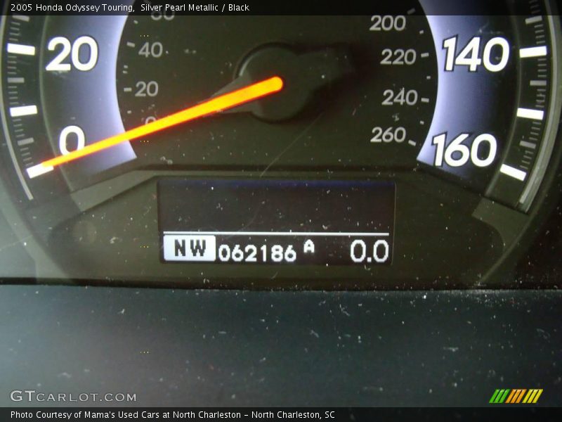 Silver Pearl Metallic / Black 2005 Honda Odyssey Touring
