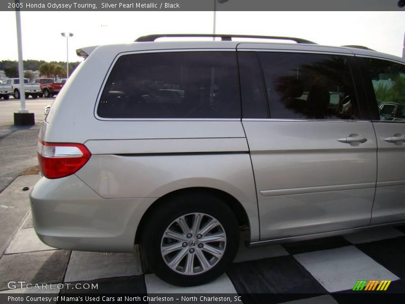 Silver Pearl Metallic / Black 2005 Honda Odyssey Touring