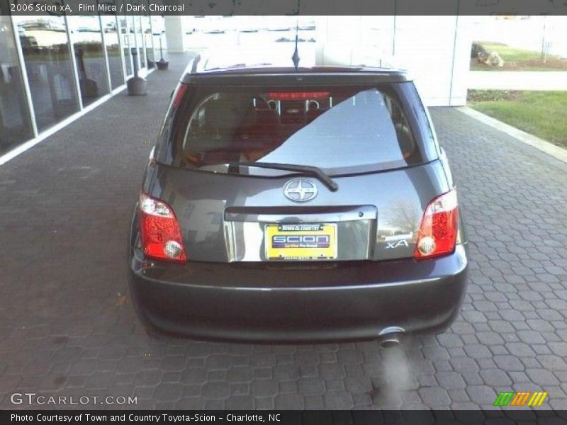 Flint Mica / Dark Charcoal 2006 Scion xA