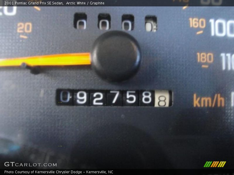 Arctic White / Graphite 2001 Pontiac Grand Prix SE Sedan