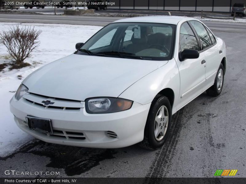 Summit White / Neutral Beige 2005 Chevrolet Cavalier Sedan