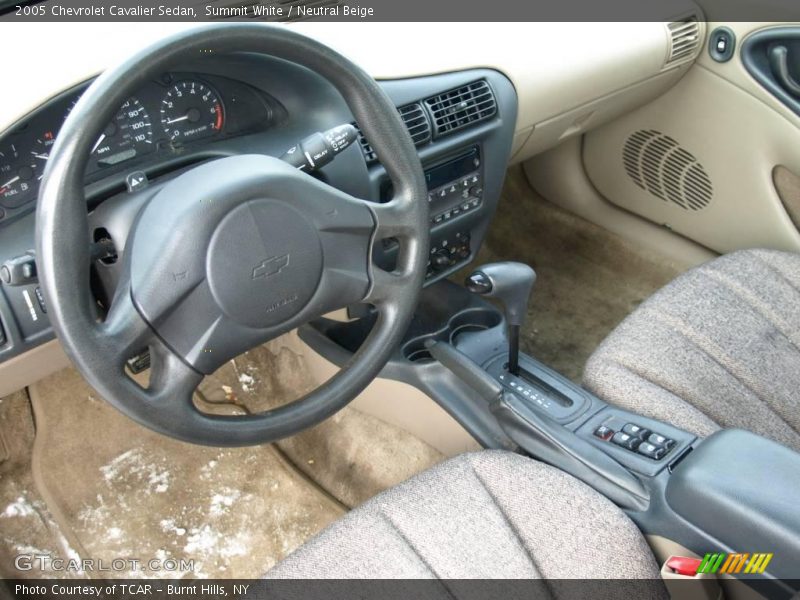 Summit White / Neutral Beige 2005 Chevrolet Cavalier Sedan