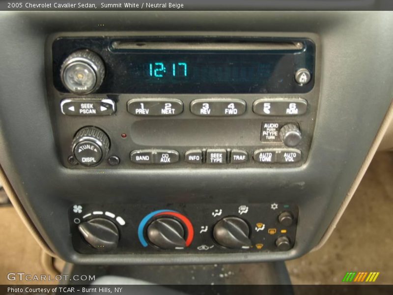 Summit White / Neutral Beige 2005 Chevrolet Cavalier Sedan