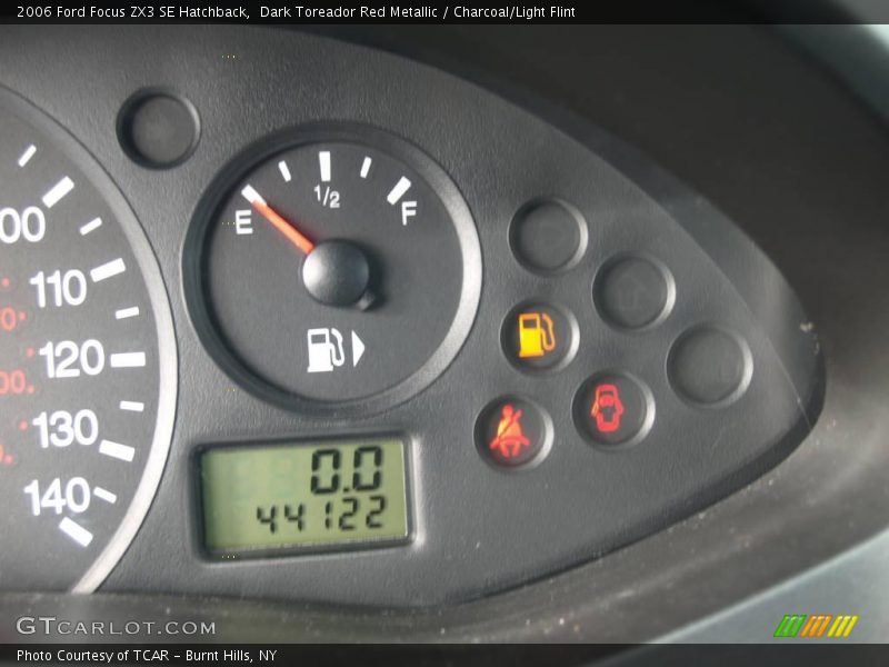 Dark Toreador Red Metallic / Charcoal/Light Flint 2006 Ford Focus ZX3 SE Hatchback