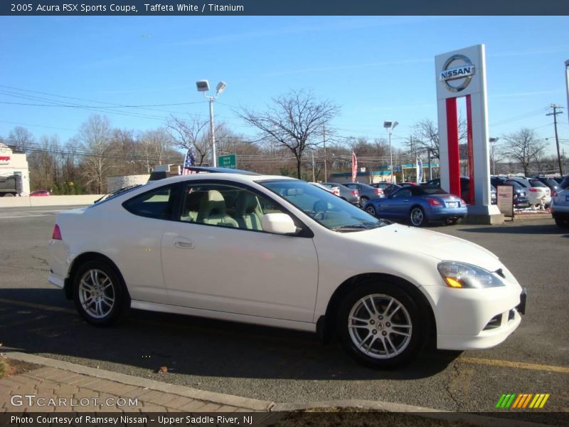Taffeta White / Titanium 2005 Acura RSX Sports Coupe