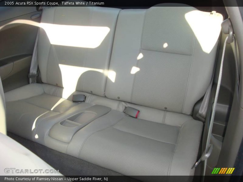 Taffeta White / Titanium 2005 Acura RSX Sports Coupe