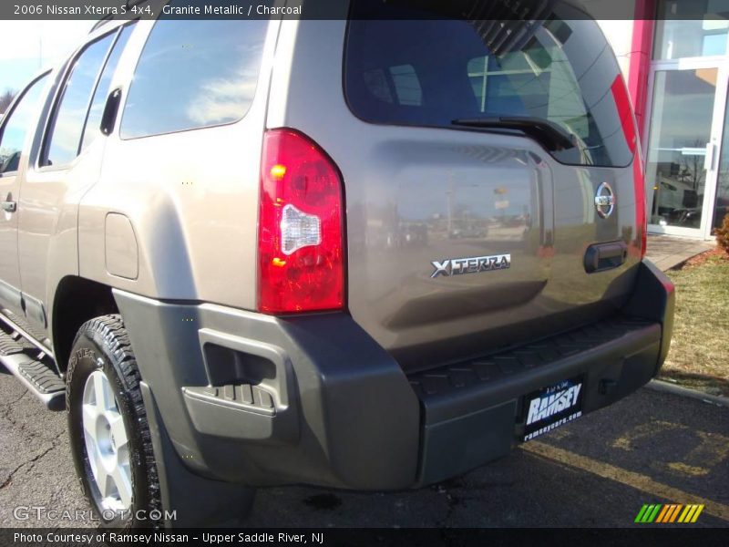 Granite Metallic / Charcoal 2006 Nissan Xterra S 4x4