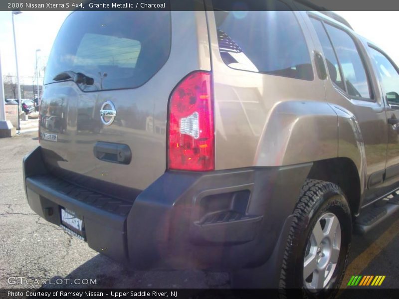 Granite Metallic / Charcoal 2006 Nissan Xterra S 4x4