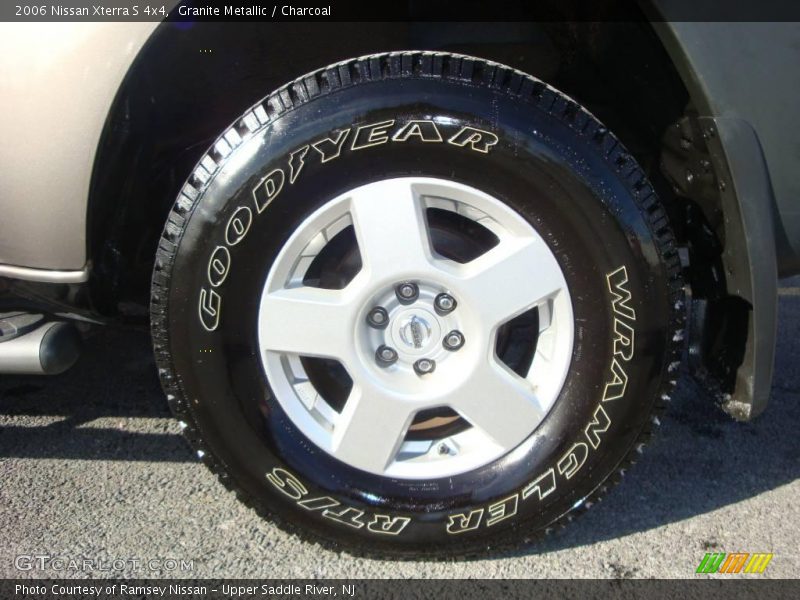 Granite Metallic / Charcoal 2006 Nissan Xterra S 4x4