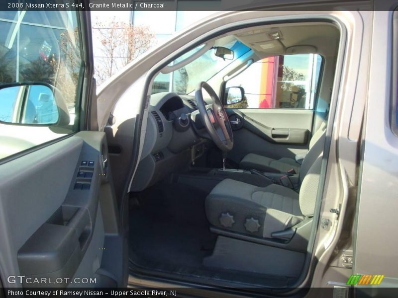 Granite Metallic / Charcoal 2006 Nissan Xterra S 4x4