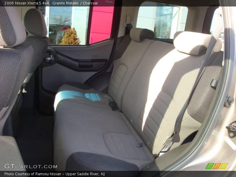 Granite Metallic / Charcoal 2006 Nissan Xterra S 4x4