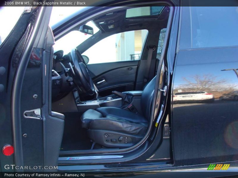 Black Sapphire Metallic / Black 2006 BMW M5
